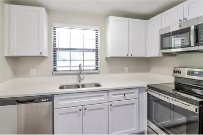 3914 Deleuil Avenue, Tampa, FL 33610 - Photo 7