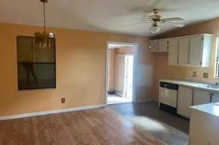 1722 Myrtle Beach Dr, The Villages, FL 32159 - Photo 3