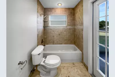 3854 Bellewater Boulevard, Riverview, FL 33578 - Photo 17