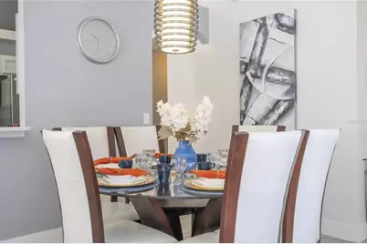 2673 Emerald Island Boulevard, Kissimmee, FL 34747 - Photo 5