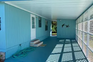 2824 Manatee Rd, Tavares, FL 32778 - Photo 3