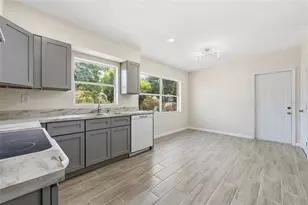 112 Harbor Dr, Winter Haven, FL 33881 - Photo 9