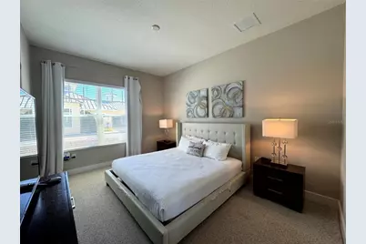 2628 Sunrise Shores Drive, Kissimmee, FL 34747 - Photo 9