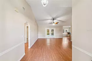 36517 Francis Dr, Grand Island, FL 32735 - Photo 5