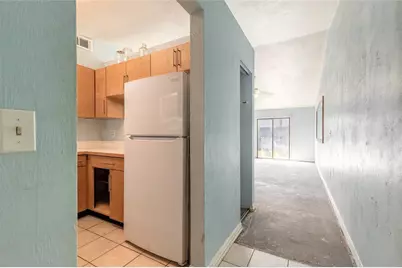 1678 Espanola Avenue, Daytona Beach, FL 32117 - Photo 3