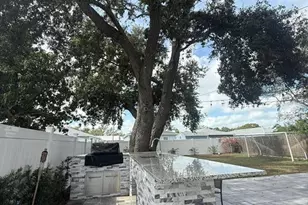 13272 Helm St, Largo, FL 33774 - Photo 17