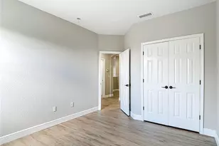 1206 Summergate Dr, Valrico, FL 33594 - Photo 55