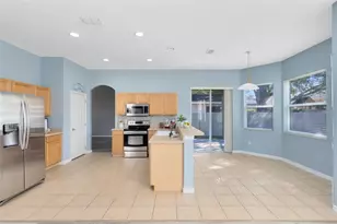 2701 Bellewater Pl, Oviedo, FL 32765 - Photo 7