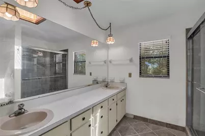 624 Hull Island Drive, Oakland, FL 34787 - Photo 15