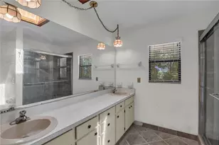 624 Hull Island Dr, Oakland, FL 34787 - Photo 15