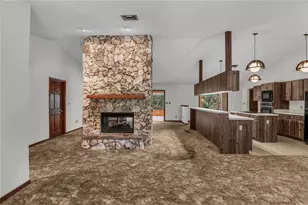 624 Hull Island Dr, Oakland, FL 34787 - Photo 7