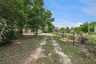 624 Hull Island Dr, Oakland, FL 34787 - Photo 5