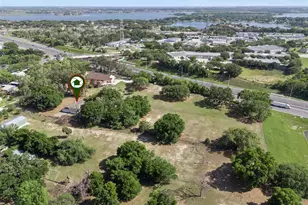 624 Hull Island Dr, Oakland, FL 34787 - Photo 49