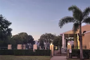 5347 Emerald Isle Dr, Orlando, FL 32812 - Photo 3