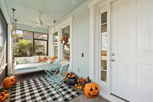 359 Blue Cypress Dr, Groveland, FL 34736 - Photo 3