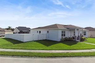 4950 Pall Mall St E, Kissimmee, FL 34758 - Photo 3