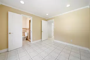 2410 Dellwood Dr, Orlando, FL 32806 - Photo 19