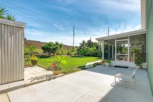 202 Halstead Dr, Davenport, FL 33897 - Photo 37