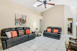 202 Halstead Dr, Davenport, FL 33897 - Photo 9