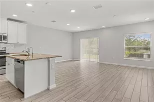 2875 Narcoossee Cmns Wy, Saint Cloud, FL 34771 - Photo 5