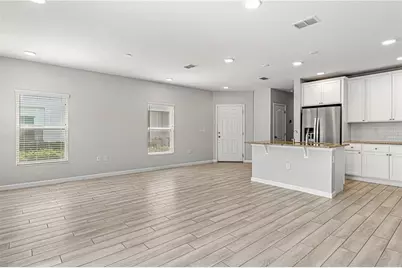 2875 Narcoossee Commons Way, Saint Cloud, FL 34771 - Photo 7