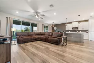 2450 Standing Rock Cir, Oakland, FL 34787 - Photo 15