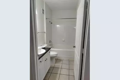 8813 Villa View Circle #104, Orlando, FL 32821 - Photo 5