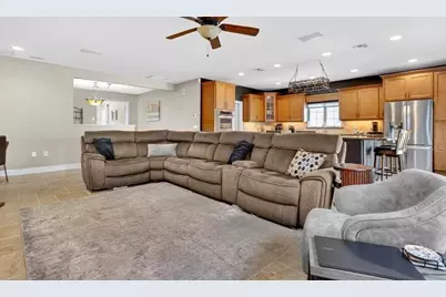 901 Shady Lane Drive, Orlando, FL 32804 - Photo 11