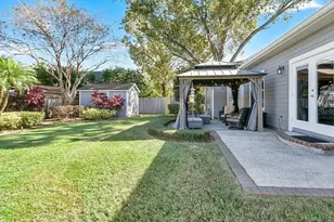 901 Shady Ln Dr, Orlando, FL 32804 - Photo 3