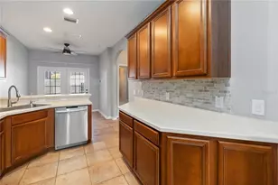 8719 Silk Bay Pl, Orlando, FL 32827 - Photo 9