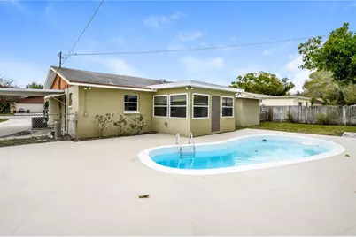 610 Charlotte Avenue, Tarpon Springs, FL 34689 - Photo 13