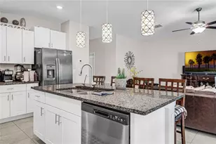 12953 Wildflower Meadow Dr, Riverview, FL 33579 - Photo 9