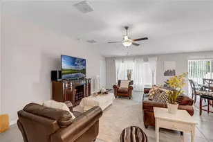 12953 Wildflower Meadow Dr, Riverview, FL 33579 - Photo 5