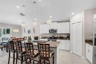 12953 Wildflower Meadow Dr, Riverview, FL 33579 - Photo 7