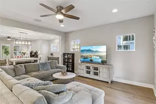 210 Hibiscus Ct, Orlando, FL 32801 - Photo 3