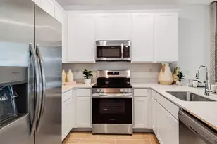 3643 SE 37th Ct, Ocala, FL 34480 - Photo 5