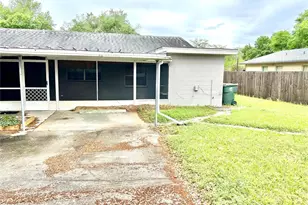 530 Park Ave, Umatilla, FL 32784 - Photo 19