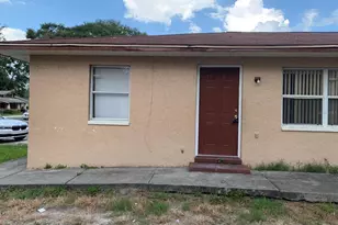 518 Pinewood Ave, Lakeland, FL 33815 - Photo 1