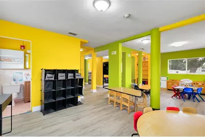 4607 N Pine Hills Road, Orlando, FL 32808 - Photo 9