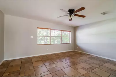 1197 W Lakeview Circle, Altamonte Springs, FL 32714 - Photo 7