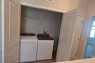 1001 Caroline St, Tavares, FL 32778 - Photo 11