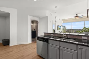 101 S Eola Dr, Orlando, FL 32801 - Photo 9