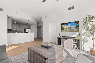 101 S Eola Dr #610, Orlando, FL 32801 - Photo 13