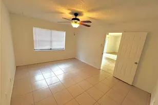 2734 Dobbin Dr, Orlando, FL 32817 - Photo 9