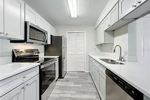 2550 N Alafaya Trail, Orlando, FL 32826 - Photo 29