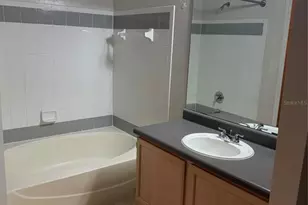 6685 Queens Borough Ave, Orlando, FL 32835 - Photo 9