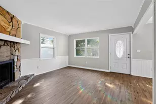 1340 Overlea St, Clearwater, FL 33755 - Photo 5