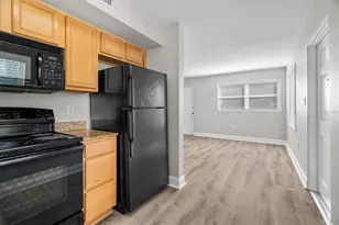 225 E New Hampshire St, Orlando, FL 32804 - Photo 17