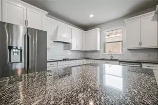 5685 Arborvista Dr, Saint Cloud, FL 34771 - Photo 13