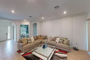 8851 Fallen Oak Dr, Davenport, FL 33896 - Photo 3